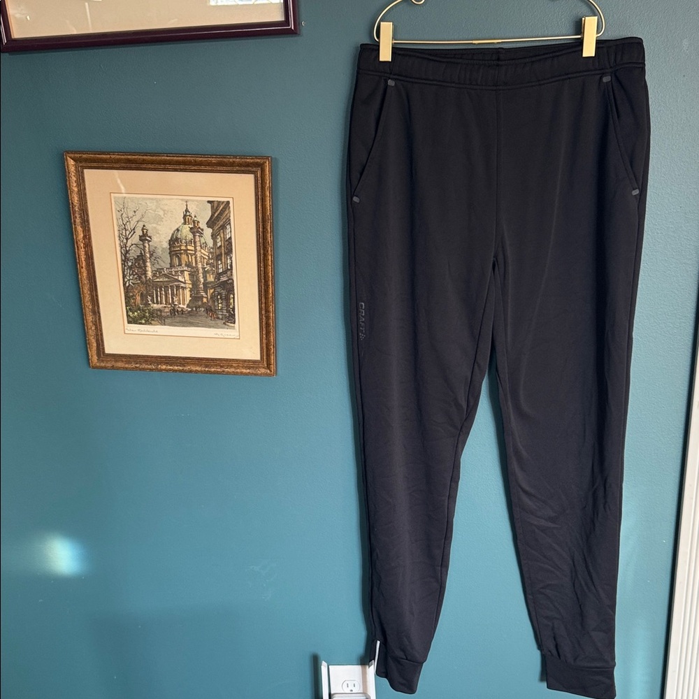 Craft Men's Black Athletic Joggers with Tapered Ankles